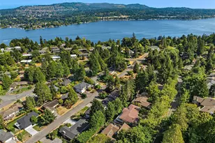 9360 Mercerwood Dr, Mercer Island, WA 98040 - Photo 38