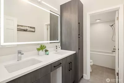 9360 Mercerwood Drive, Mercer Island, WA 98040 - Photo 18