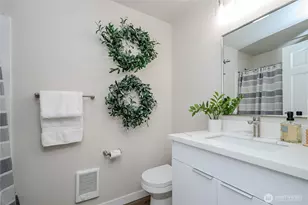1121 Military Rd E, Tacoma, WA 98445 - Photo 22