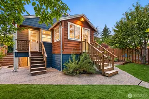 6215 38th Ave NE, Seattle, WA 98115 - Photo 2