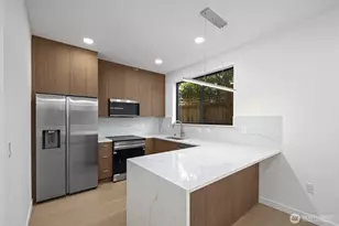 3943 S Morgan St, Seattle, WA 98118 - Photo 6