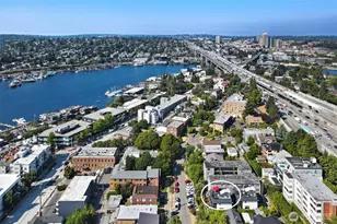 2708 Franklin Ave E, Seattle, WA 98102 - Photo 36