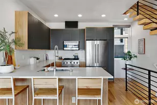 2708 Franklin Ave E, Seattle, WA 98102 - Photo 14