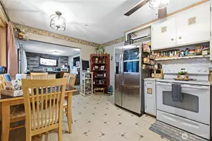 16001 Park Ave S, Spanaway, WA 98387 - Photo 10