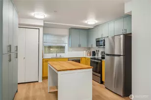 5612 C Roosevelt Way NE, Seattle, WA 98105 - Photo 8