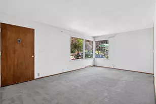 3011 E Pine St, Seattle, WA 98122 - Photo 4