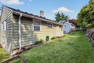 3011 E Pine St, Seattle, WA 98122 - Photo 18