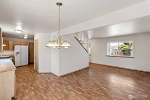 865 S 52nd St, Tacoma, WA 98408 - Photo 4