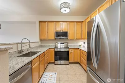 512 Darby Drive #306, Bellingham, WA 98226 - Photo 6