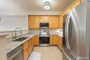 512 Darby Dr, Bellingham, WA 98226 - Photo 6