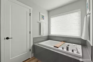 18320 133rd St E, Bonney Lake, WA 98391 - Photo 24