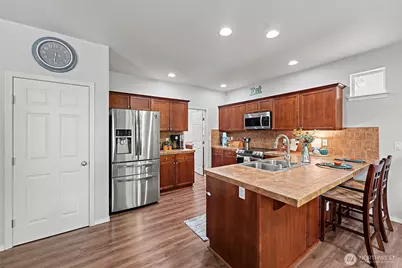 7810 Trails End Drive SE, Tumwater, WA 98501 - Photo 12
