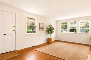 3820 14th Ave S, Seattle, WA 98178 - Photo 4