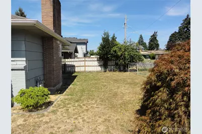 1101 S 72nd Street, Tacoma, WA 98408 - Photo 2