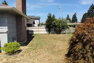 1101 S 72nd St, Tacoma, WA 98408 - Photo 2