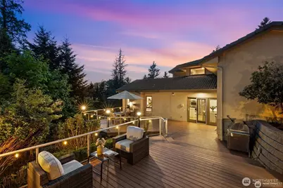 8144 W Mercer Way, Mercer Island, WA 98040 - Photo 34