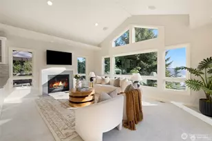 8144 W Mercer Way, Mercer Island, WA 98040 - Photo 10