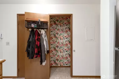 12027 15th Avenue NE #304, Seattle, WA 98125 - Photo 10