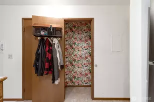 12027 15th Ave NE, Seattle, WA 98125 - Photo 10