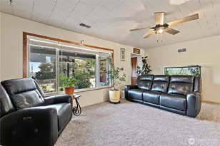 1229 Browns Point Blvd, Tacoma, WA 98422 - Photo 4