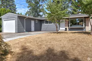 1411 211th Pl SW, Lynnwood, WA 98036 - Photo 2