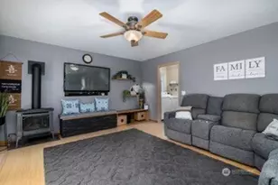 11720 261st Ave Ct E, Buckley, WA 98321 - Photo 2