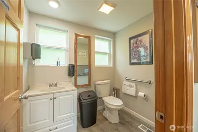 1022 SW 151st Street, Burien, WA 98166 - Photo 10