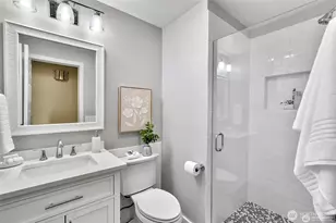 629 Kirkland Way, Kirkland, WA 98033 - Photo 2