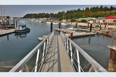 3787 Oceanside Drive, Greenbank, WA 98253 - Photo 36