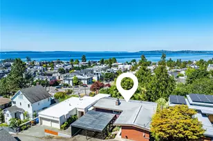 5813 SW Horton St, Seattle, WA 98116 - Photo 2