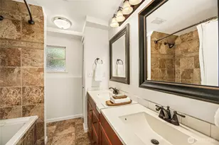 5813 SW Horton St, Seattle, WA 98116 - Photo 24