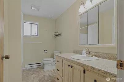8411 SW 173rd Avenue, Rochester, WA 98579 - Photo 16