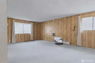8411 SW 173rd Ave, Rochester, WA 98579 - Photo 4