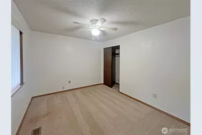 8703 Hawks Glen Loop SE, Olympia, WA 98513 - Photo 8