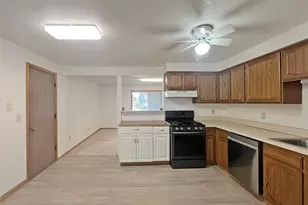 8703 Hawks Glen Loop SE, Olympia, WA 98513 - Photo 10