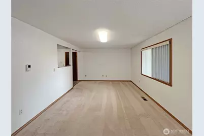 8703 Hawks Glen Loop SE, Olympia, WA 98513 - Photo 6