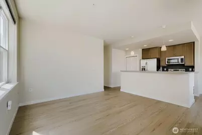16141 Cleveland Street #213, Redmond, WA 98052 - Photo 8