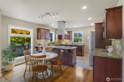 8804 5th Avenue NE, Seattle, WA 98115 - Photo 6