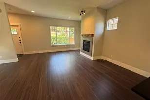 418 20th Ave, Seattle, WA 98122 - Photo 8