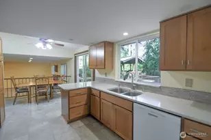 4804 Beverly Dr NE, Olympia, WA 98516 - Photo 14
