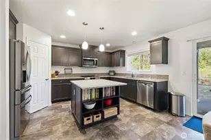 8024 Fairview Rd SW, Olympia, WA 98512 - Photo 10