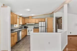 21716 146 St E, Bonney Lake, WA 98391 - Photo 12
