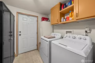 21716 146 St E, Bonney Lake, WA 98391 - Photo 24