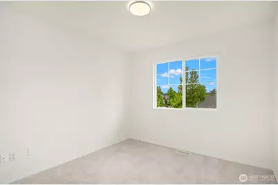 24270 SE 11th Place, Sammamish, WA 98075 - Photo 28