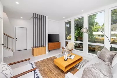 2011 NE 123rd Street, Seattle, WA 98125 - Photo 8
