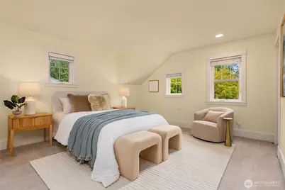 8966 North Town Dr. NE, Bainbridge Island, WA 98110 - Photo 20
