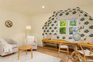 8966 North Town Dr NE, Bainbridge Island, WA 98110 - Photo 32