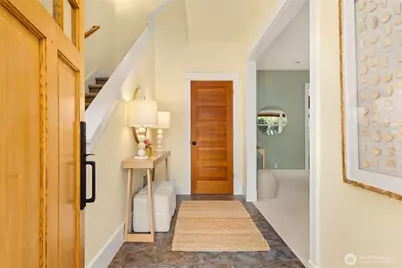 8966 North Town Dr. NE, Bainbridge Island, WA 98110 - Photo 6