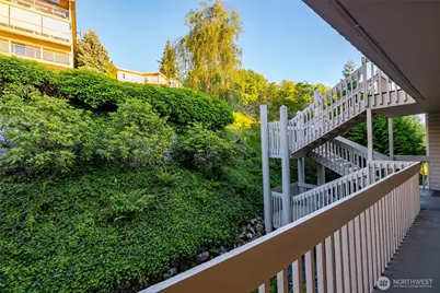 402 Boulevard #202, Bellingham, WA 98225 - Photo 30