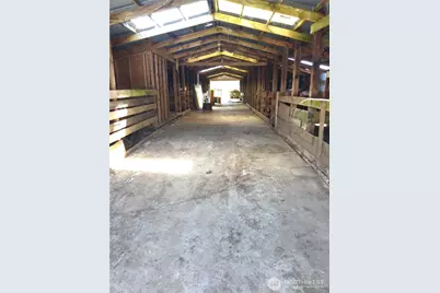 957 W State Route 4, Cathlamet, WA 98612 - Photo 16